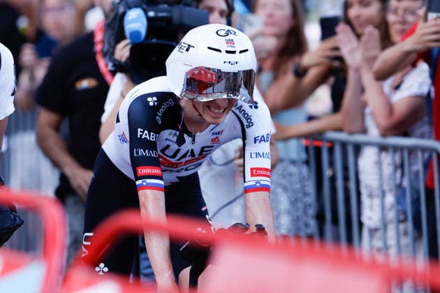 Slovene rider Tadej Pogacar (UAE Emirates) reacts after winning Tour of Spain s first stage, a 9.4 kilometers time trial in Monaco, 22 August 2026. First stage. Time trial in Monaco (9.4 km) !ACHTUNG: NUR REDAKTIONELLE NUTZUNG!  Copyright: xJavierxLizónx GRAF3297 0864615103st