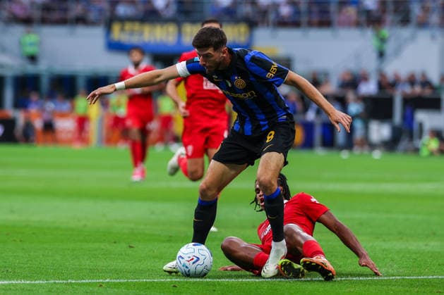 Petar Sucic of FC Internazionale seen in action during Serie A 2026 27 football match between FC Internazionale and AC Monza Italy Copyright: xBEAUTIFULxSPORTS Carabellix