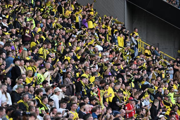22.08.2026, xsltx, Fussball Franz Beckenbauer Supercup 2026, Borussia Dortmund - FC Bayern München v.l. Fans Borussia Dortmund, Stimmung, Schals, Ultras, Zuschauer, Besucher (DFL DFB REGULATIONS PROHIBIT ANY USE OF PHOTOGRAPHS as IMAGE SEQUENCES and or QUASI-VIDEO) Dortmund *** August 22, 2026, xsltx, Soccer, Franz Beckenbauer, 2026 Super Cup, Borussia Dortmund vs. FC Bayern Munich – Borussia Dortmund fans, atmosphere, scarves, ultras, spectators, visitors. DFL and DFB regulations prohibit any use of photographs as image sequences and or quasi-video. Dortmund