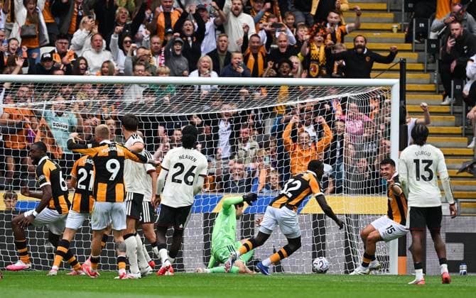 Nobel Mendy of Hull City scores his sides second goal 2-0 Hull City v Manchester United, ManU Premier League Football, Football, MKM Stadium, Hull, UK - 22 Aug 2026Hull MKM Stadium United Kingdom EDITORIAL USE ONLY No use with unauthorised audio, video, data, fixture lists, club league logos or live services. Online in-match use limited to 120 images, no video emulation. No use in betting, games or single club league player publications.  Copyright: xGreigxCowie Shutterstockx 17111325du