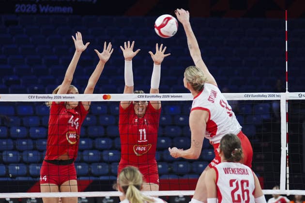Hungary v Poland - CEV EuroVolley 2026 ISTANBUL, TURKIYE - AUGUST 22: Hungary player Bozoki-Szedmak Reka (11) competes with Poland s Stysiak Magdalena (3) during the opening Group A match of the CEV EuroVolley 2026 Women at Sinan Erdem Sports Hall, on August 22, 2026 in Istanbul, Turkiye. Bunyamin Celik Anadolu Istanbul Turkey. Editorial use only. Please get in touch for any other usage.  Copyright: x2026xAnadoluxBunyaminxCelikx