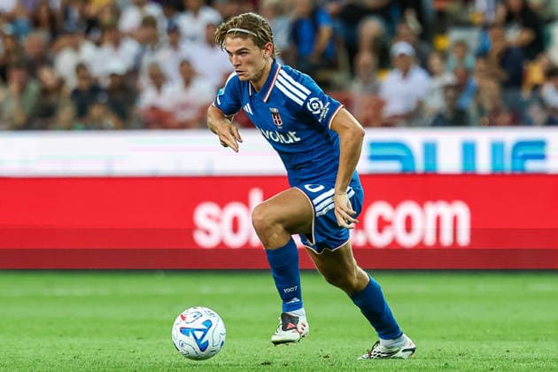 Nicolas Paz of Como 1907 in action during the Serie A 2026 2027 football match between Udinese Calcio and Como 1907 at Friuli Bluenergy stadium in Udine (Italy), August 22nd, 2026. CesarexPurini