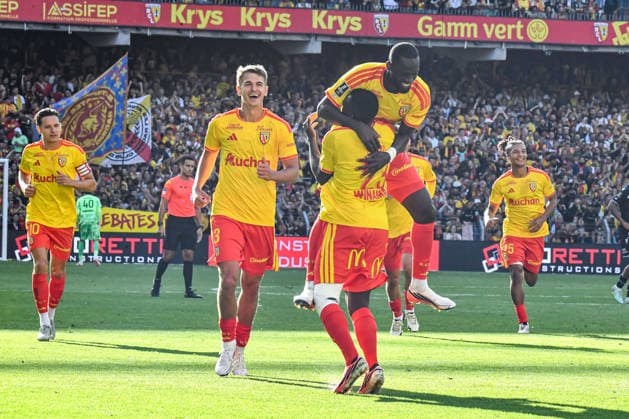 FOOTBALL : RC Lens vs AJ Auxerre - Ligue 1 - JournÃ e 1- 22 08 2026 Joie des joueurs du RC Lens aprÃ s le but de Saud Abdulhamid (RC Lens) LensFrance  Copyright: xBaptistexAutissierx