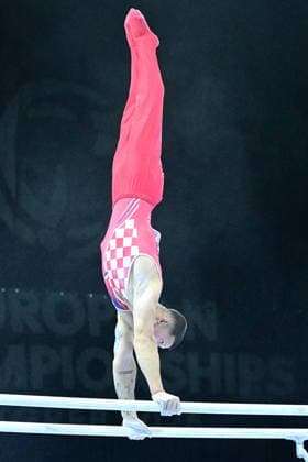 Zagreb, Croatia, 220826. 37th European Men s Artistic Gymnastics Championships, Individual Apparatus Finals at Arena Zagreb. In the photo: Parallel Bars, Illia Kovtun, Croatia. Photo: Ivana Grgic CROPIX Copyright: xxIvanaxGrgicx xCROPIXx disciplina_ruce25-220826