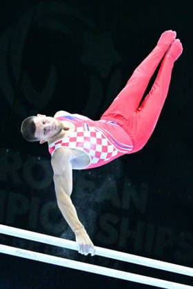 Zagreb, Croatia, 220826. 37th European Men s Artistic Gymnastics Championships, Individual Apparatus Finals at Arena Zagreb. In the photo: Parallel Bars, Illia Kovtun, Croatia. Photo: Ivana Grgic CROPIX Copyright: xxIvanaxGrgicx xCROPIXx disciplina_ruce31-220826