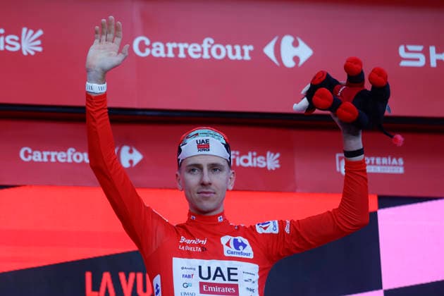 Slovene rider Tadej Pogacar (UAE Emirates) reacts at the podium after winning Tour of Spain s first stage, a 9.4 kilometers time trial in Monaco, 22 August 2026. First stage. Time trial in Monaco (9.4 km) !ACHTUNG: NUR REDAKTIONELLE NUTZUNG!  Copyright: xJavierxLizónx GRAF3330 20260822-55021204330_1