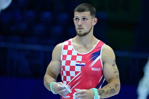 Zagreb, Croatia, 220826. 37th European Men s Artistic Gymnastics Championships, Individual Apparatus Finals at Arena Zagreb. In the photo: Horizontal Bar, Illia Kovtun, Croatia. Photo: Ivana Grgic CROPIX Copyright: xxIvanaxGrgicx xCROPIXx disciplina_preca8-220826