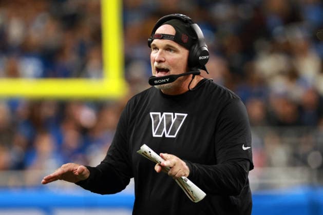 Washington Commanders vs Detroit Lions DETROIT,MICHIGAN-AUGUST 22: Washington Commanders head coach Dan Quinn gestures after a call during the first half of an NFL, American Football Herren, USA preseason football game between the Washington Commanders and the Detroit Lions in Detroit, Michigan USA, on Saturday, August 22, 2026 Detroit Michigan United States  Copyright: xAmyxLemusx originalFilename:lemus-washingt260822_npvSo.jpg