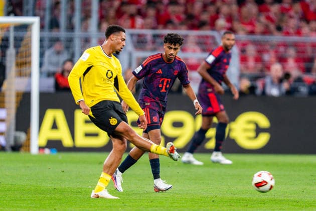 Supercup, Deutschland, Borussia Dortmund vs. FC Bayern München, 22.08.2026 im Signal Iduna Park Felix Nmecha Nathaniel Brown *** Super Cup, Germany, Borussia Dortmund vs. FC Bayern Munich, August 22, 2026, at Signal Iduna Park: Felix Nmecha, Nathaniel Brown Copyright: xBahhoxKarax
