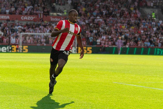 Micheal Kayode making an early run during the match between Brentford and Tottenham Hotspur at the Gtech Community Stadium in Brentford, London UK (Elliot Legg Sports Press Photo)  Copyright: x(ElliotxLegg SportsxPressxPhoto)x Sportspressphoto_SPR212646