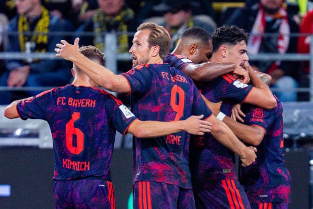 Supercup, Deutschland, Borussia Dortmund vs. FC Bayern München, 22.08.2026 im Signal Iduna Park Tor und Jubel zum 0:1 durch Nathaniel Brown mit Harry Kane und Joshua Kimmich *** Super Cup, Germany, Borussia Dortmund vs. FC Bayern Munich, August 22, 2026, at Signal Iduna Park: Goal and celebration following the 0-1 score by Nathaniel Brown, with Harry Kane and Joshua Kimmich Copyright: xBahhoxKarax