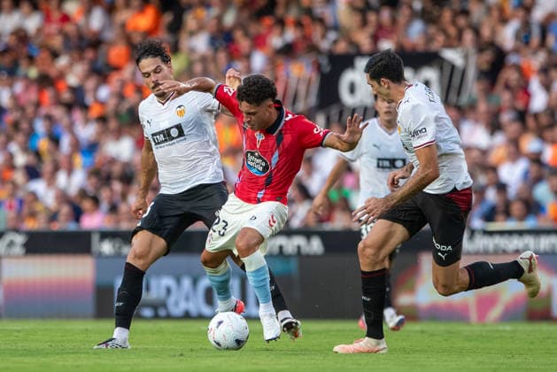Agosto 22, 2026, Mestalla , Valencia, Spain; Lal liga Football League, Valencia CF versus Celta de Vigo *** August 22, 2026, Mestalla, Valencia, Spain La Liga, Valencia CF vs. Celta de Vigo Copyright: xJudithxAmigox