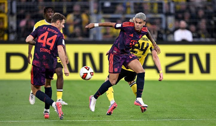 Fussball Supercup Saison 2026 2027 22.08.2026 Borussia Dortmund - FC Bayern Muenchen Luis Diaz (FC Bayern Muenchen) *** Soccer Super Cup, 2026–2027 Season, August 22, 2026: Borussia Dortmund vs. FC Bayern Munich, Luis Diaz (FC Bayern Munich)