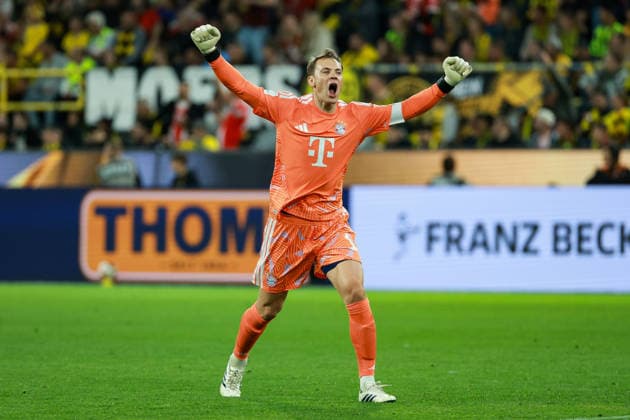 Franz Beckenbauer Supercup 2026 - Borussia Dortmund - FC Bayern München am 22.08.2026 im Signal Iduna Park in Dortmund, Torwart Manuel Neuer (Muenchen 1) bejubelt das Tor von Nathaniel Brown (Muenchen 11) zum 0:1. *** 2026 Franz Beckenbauer Super Cup: Borussia Dortmund vs. FC Bayern Munich on August 22, 2026, at Signal Iduna Park in Dortmund; goalkeeper Manuel Neuer (Munich 1) celebrates the goal scored by Nathaniel Brown (Munich 11), making the score 0–1 MH
