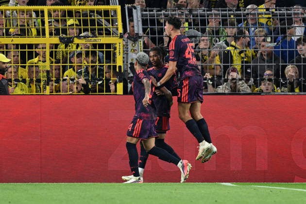 22.08.2026, xsltx, Fussball Franz Beckenbauer Supercup 2026, Borussia Dortmund - FC Bayern München v.l. Torjubel nach dem Tor zum celebrating the goal celebrate 0:2 durch Michael Olise (FC Bayern Muenchen) (DFL DFB REGULATIONS PROHIBIT ANY USE OF PHOTOGRAPHS as IMAGE SEQUENCES and or QUASI-VIDEO) Dortmund *** August 22, 2026, xsltx, Soccer Franz Beckenbauer Super Cup 2026, Borussia Dortmund vs. FC Bayern Munich: Goal celebration after Michael Olise’s goal to make it 0–2. FC Bayern Munich, DFL, DFB. REGULATIONS PROHIBIT ANY USE OF PHOTOGRAPHS AS IMAGE SEQUENCES AND OR QUASI-VIDEO. Dortmund