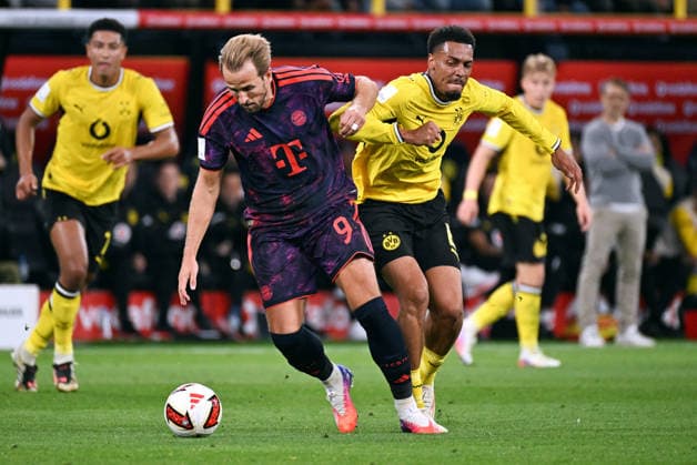 Dortmund, Germany, 1. Bundesliga, Supercup, Signal Iduna Park Dortmund, Bor. Dortmund vs FC Bayern München; Harry Kane (FCB), Felix Nmecha (BVB). Action *** Dortmund, Germany, Bundesliga 1, Super Cup, Signal Iduna Park, Dortmund, Borussia Dortmund vs. FC Bayern Munich, Harry Kane (FCB), Felix Nmecha (BVB), Action