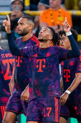 Supercup, Deutschland, Borussia Dortmund vs. FC Bayern München, 22.08.2026 im Signal Iduna Park Tor und Jubel zum 0:2 durch Michael Olise Jubel mit Harry Kane Joshua Kimmich Jonathan Tah Nathaniel Brown Aleksandar Pavlovic *** Super Cup, Germany, Borussia Dortmund vs. FC Bayern Munich, August 22, 2026, at Signal Iduna Park: Goal and celebration following Michael Olise s 0-2 goal; celebration with Harry Kane, Joshua Kimmich, Jonathan Tah, Nathaniel Brown, and Aleksandar Pavlovic Copyright: xBahhoxKarax