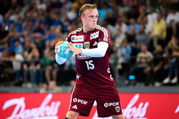Muenchen: HBL Super Cup 2026 - SC Magdeburg - Fuechse Berlin Tobias Grondahl (Berlin) Muenchen SAP Garden Bayern Deutschland *** Munich HBL Super Cup 2026 SC Magdeburg Fuechse Berlin Tobias Grondahl Berlin Munich SAP Garden Bavaria Germany