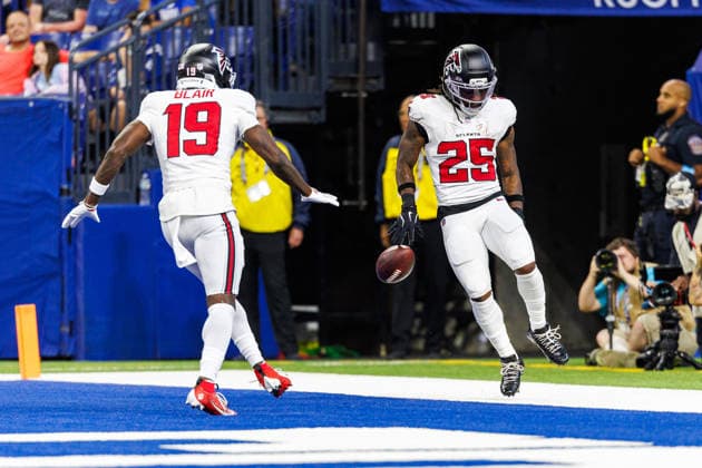 Aug 22, 2026; Indianapolis, Indiana, USA; Atlanta Falcons running back Tyler Goodson (25) and Atlanta Falcons wide receiver Chris Blair (19) celebrate a touchdown during NFL, American Football Herren, USA preseason game action at Lucas Oil Stadium. Mandatory Credit: -Cal Media NFL 2026: Falcons Vs Colts AUG 22  - ZUMAc04_ 20260822_zma_c04_005 Copyright: xJohnxMersitsx