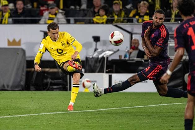 Konstantinos Karetsas 19 (Borussia Dortmund), Borussia Dortmund vs. FC Bayern Muenchen, Fussball, Franz Beckenbauer Supercup, 22.08.2026 DFB regulations prohibit any use of photographs as image sequences and or quasi-video Dortmund Nordrhein-Westfalen Deutschland *** Konstantinos Karetsas 19 Borussia Dortmund, Borussia Dortmund vs. FC Bayern Munich, Soccer, Franz Beckenbauer Super Cup, August 22, 2026. DFB regulations prohibit any use of photographs as image sequences and or quasi-video. Dortmund, North Rhine-Westphalia, Germany Copyright: xkolbert-press MarcxNiemeyerx