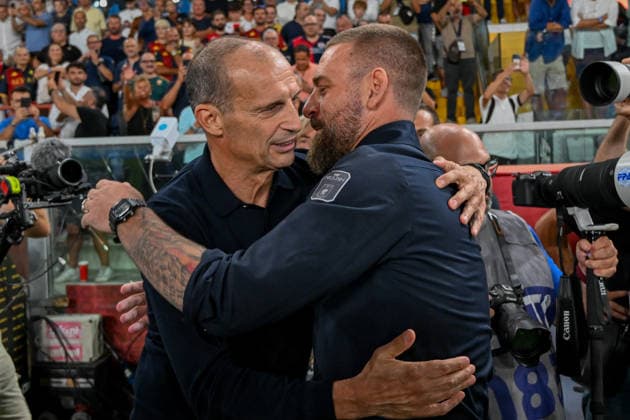 GenoaÕs head coach Daniele De Rossi and NapoliÕs head coach Massimiliano Allegri during the Serie A soccer match between Genoa and Napoli at the Luigi Ferraris Stadium in Genoa, Italy - Saturday, August 22, 2026. - Soccer .  Copyright: xTanoxPecoraro LaPressex