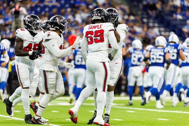 Aug 22, 2026; Indianapolis, Indiana, USA; Atlanta Falcons defenders celebrate a sack during NFL, American Football Herren, USA game action against the Indianapolis Colts at Lucas Oil Stadium. Mandatory Credit: -Cal Media NFL 2026: Falcons Vs Colts AUG 22  - ZUMAc04_ 20260822_zma_c04_016 Copyright: xJohnxMersitsx