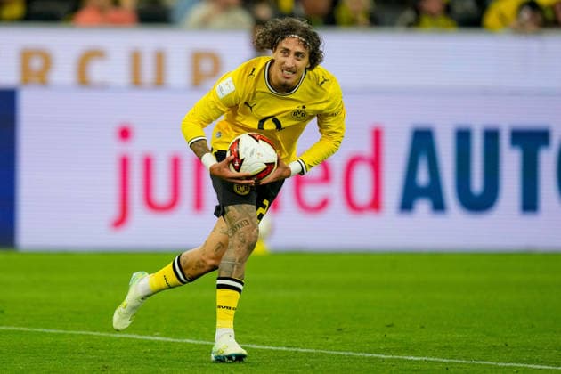 Fabio Silva (Borussia Dortmund) celebrates after scoring his team s first goal during the Franz Beckenbauer Supercup match between Borussia Dortmund and FC Bayern Muenchen at Signal Iduna Park on August 22, 2026 in Dortmund, Germany. (Photo by Alex Gottschalk DeFodi Images) - *** Fabio Silva of Borussia Dortmund celebrates after scoring his team s first goal during the Franz Beckenbauer Super Cup match between Borussia Dortmund and FC Bayern Munich at Signal Iduna Park on August 22, 2026, in Dortmund, Germany. Photo by Alex Gottschalk, DeFodi Images