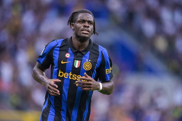 FC Internazionale v AC Monza - Serie A 2026 27 Yann Bisseck of FC Internazionale celebrates a goal during the 4-1 Serie A Enilive 2026 27 match between Inter and Monza at San Siro Stadium in Milan, Italy, on August 22, 2026. Milano Italy  Copyright: xAndreaxxAmatox originalFilename:amato-notitle260822_npjgn.jpg