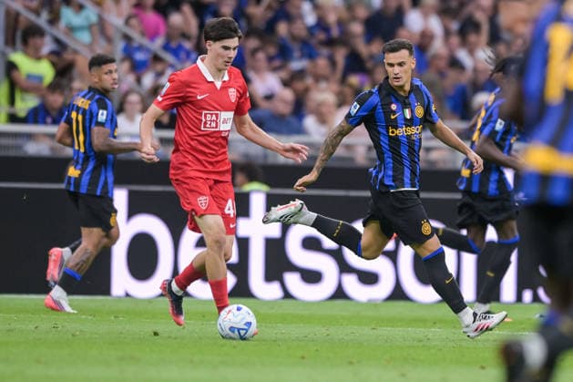 FC Internazionale v AC Monza - Serie A 2026 27 Aleksandar Stankovic of FC Internazionale is in action during the Serie A Enilive 2026 27 match between Inter and Monza at San Siro Stadium in Milan, Italy, on August 22, 2026. Milano Italy  Copyright: xAndreaxxAmatox originalFilename:amato-notitle260822_npJWV.jpg