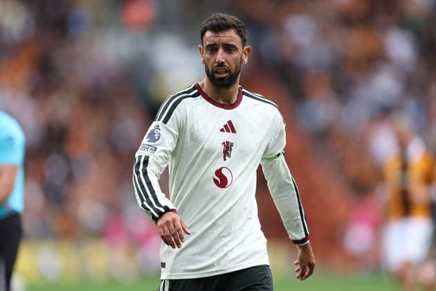 Hull v Man Utd 22 August 2026, Hull - Premier League Football - Hull City v Manchester United, ManU - Bruno Fernandes of Manchester United - Photo: Charlotte Wilson Offside. Hull UK *** Hull gegen Man Utd, 22. August 2026, Hull, Premier League, Fußball, Hull City gegen Manchester United, Bruno Fernandes von Manchester United, Foto: Charlotte Wilson, Abseits, Hull, Großbritannien  Copyright: xCharlottexWilsonx xOffsidexOffside