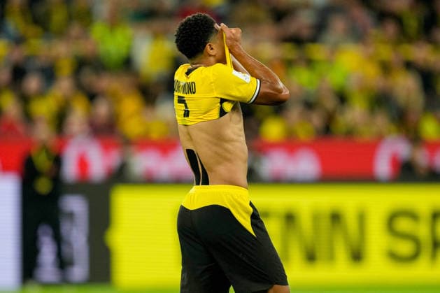 Jobe Bellingham (Borussia Dortmund) looks disappointed, dejected, frustrated during the Franz Beckenbauer Supercup match between Borussia Dortmund and FC Bayern Muenchen at Signal Iduna Park on August 22, 2026 in Dortmund, Germany. (Photo by Alex Gottschalk DeFodi Images) - *** Jobe Bellingham of Borussia Dortmund looks disappointed, dejected, and frustrated during the Franz Beckenbauer Super Cup match between Borussia Dortmund and FC Bayern Munich at Signal Iduna Park on August 22, 2026, in Dortmund, Germany. Photo by Alex Gottschalk, DeFodi Images