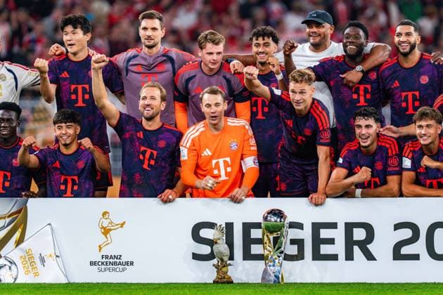 Supercup, Deutschland, Borussia Dortmund vs. FC Bayern München, 22.08.2026 im Signal Iduna Park Siegerehrung FC Bayern München Sieger Manuel Neuer Joshua Kimmich Saibari Harry Kane Nathaniel Brown Jonathan Tah Tom Bischof Michael Olise Arijon Ibrahimovic Maycon Cardozo *** Super Cup, Germany, Borussia Dortmund vs. FC Bayern Munich, August 22, 2026, at Signal Iduna Park. Award Ceremony: FC Bayern Munich Winners—Manuel Neuer, Joshua Kimmich, Saibari, Harry Kane, Nathaniel Brown, Jonathan Tah, Tom Bischof, Michael Olise, Arijon Ibrahimovic, Maycon Cardozo Copyright: xBahhoxKarax