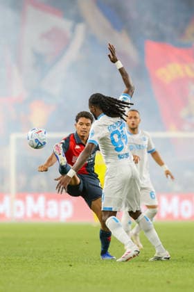 GenoaÕs Alex Amorim fights for the ball during the Serie A soccer match between Genoa and Napoli at the Luigi Ferraris Stadium in Genoa, Italy - Saturday, August 22, 2026. - Soccer .  Copyright: xTanoxPecoraro LaPressex