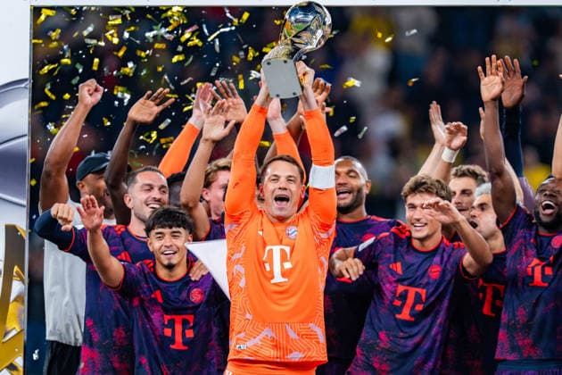 Supercup, Deutschland, Borussia Dortmund vs. FC Bayern München, 22.08.2026 im Signal Iduna Park Siegerehrung FC Bayern München Sieger Manuel Neuer Joshua Kimmich Saibari Harry Kane Nathaniel Brown Jonathan Tah Tom Bischof Michael Olise Arijon Ibrahimovic Maycon Cardozo *** Super Cup, Germany, Borussia Dortmund vs. FC Bayern Munich, August 22, 2026, at Signal Iduna Park. Award ceremony: FC Bayern Munich winners—Manuel Neuer, Joshua Kimmich, Saibari, Harry Kane, Nathaniel Brown, Jonathan Tah, Tom Bischof, Michael Olise, Arijon Ibrahimovic, Maycon Cardozo Copyright: xBahhoxKarax
