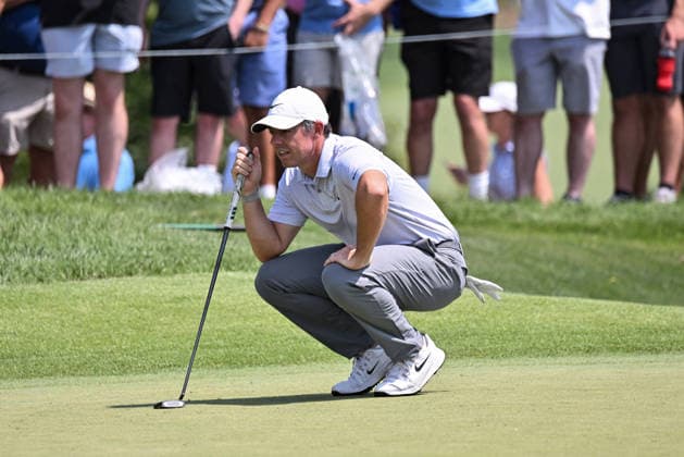 ST. LOUIS, MO - AUGUST 22: Rory McIlroy of Northern Ireland lines up his putt on the fist green during the third round of the PGA, Golf Herren BMW Championship ship on Saturday August 22nd, 2026 at Bellerive Country Club in Town and Country, MO (Photo by Rick Ulreich Icon Sportswire) GOLF: AUG 22 PGA BMW Championship EDITORIAL USE ONLY Icon2608226231348
