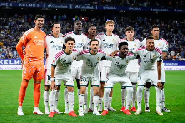 RCD Espanyol de Barcelona v Real Madrid - LaLiga EA Sports 2026 27 BARCELONA, SPAIN - AUGUST 22: Real Madrid line up during the La Liga EA Sports 2026 27 match between RCD Espanyol de Barcelona and Real Madrid at RCDE Stadium on August 22, 2026 in Barcelona, Spain. Barcelona Spain  Copyright: xJosexBretonx originalFilename:bretonhernandez-rcdespan260822_npyvU.jpg