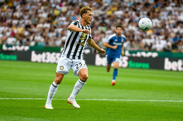 SOCCER - Serie A - Udinese Calcio vs. Como 1907 Photo by IPA ABACAPRESS.COM87701813 - A portrait of Udinese s Mergim Vojvoda during the Udinese Calcio vs. Como 1907 Italian Serie A soccer match in Udine, Italy, on August 22, 2026 Udine Italy  Copyright: xIPAxSport ABACAx