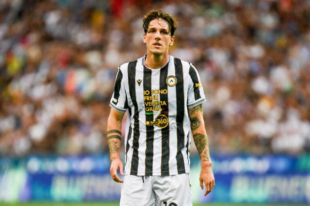 SOCCER - Serie A - Udinese Calcio vs. Como 1907 Photo by IPA ABACAPRESS.COM87701770 - A portrait of Udinese s Nicolò Zaniolo during the Udinese Calcio vs. Como 1907 Italian Serie A soccer match in Udine, Italy, on August 22, 2026 Udine Italy  Copyright: xIPAxSport ABACAx