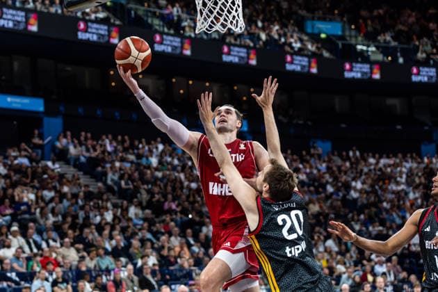22.08.2026, GER, Turkish Airlines Supercup 2026, Hamburg, Finale, Deutschland-Kroatien Mario Hezonja (Kroatien, 8), Malte Delow (Deutschland, 20) Hamburg Barclays Arena Hamburg Deutschland *** August 22, 2026, GER, 2026 Turkish Airlines Super Cup, Hamburg, Final, Germany vs. Croatia: Mario Hezonja (Croatia), 8; Malte Delow (Germany), 20; Hamburg Barclays Arena, Hamburg, Germany