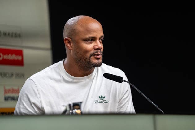 22.08.2026, GER Deutschland, Fussball, Saison 2026 2027, Franz Beckenbauer Supercup - Borussia Dortmund vs FC Bayern München Muenchen Interview nach dem Spiel mit Vincent Kompany (Chef-Trainer, FC Bayern München Muenchen) Dortmund Signal Iduna Park Nordrhein-Westfalen (NRW) Deutschland *** August 22, 2026, GER Germany, Soccer, 2026–2027 Season, Franz Beckenbauer Super Cup: Borussia Dortmund vs. FC Bayern Munich, post-game interview with Vincent Kompany, head coach of FC Bayern Munich, at Signal Iduna Park in Dortmund, North Rhine-Westphalia (NRW), Germany Copyright: xnordphotoxGmbHx xChristianxSchulzex