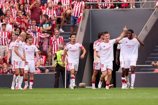 Athletic Club de Bilbao v Sevilla FC - LaLiga EA Sports 2026 27 BILBAO, SPAIN - AUGUST 22: Oso of Sevilla celebrates after scoring his team s first goal during the LaLiga EA Sports 2026 27 match between Athletic Club de Bilbao and Sevilla FC at Estadio de San Mames on August 22, 2026 in Bilbao, Spain. (Photo by Marcos Calvo Photo Players Images Magara Press) Bilbao Estadio San Mames Spain Copyright: xMarcosxCalvox