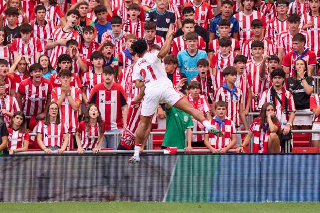 Athletic Club de Bilbao v Sevilla FC - LaLiga EA Sports 2026 27 BILBAO, SPAIN - AUGUST 22: Chidera Ejuke of Sevilla celebrates after scoring his team s second goal during the LaLiga EA Sports 2026 27 match between Athletic Club de Bilbao and Sevilla FC at Estadio de San Mames on August 22, 2026 in Bilbao, Spain. (Photo by Marcos Calvo Photo Players Images Magara Press) Bilbao Estadio San Mames Spain Copyright: xMarcosxCalvox