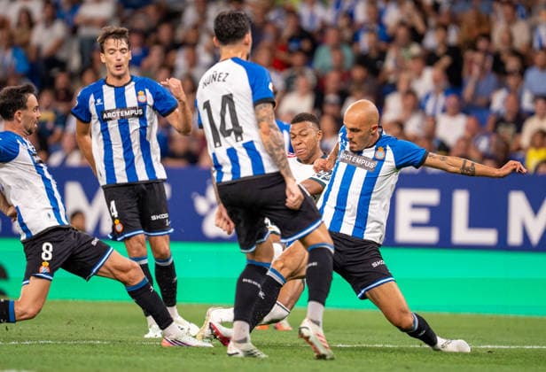ESP: LaLiga EA Sports RCD Espanyol de Barcelona v Real Madrid Kylian Mbappe of Real Madrid during LaLiga EA Sports match between RCDE Espanyol de Barcelona v Real Madrid played at RCDE Stadium, Cornella de Llobregat, Barcelona on August 22 2026 in Spain Spain Soccer *** ESP LaLiga EA Sports RCD Espanyol de Barcelona vs. Real Madrid Kylian Mbappé of Real Madrid during the LaLiga EA Sports match between RCDE Espanyol de Barcelona and Real Madrid, played at RCDE Stadium in Cornellà de Llobregat, Barcelona, on August 22, 2026, in Spain. Spanish Soccer Copyright: xAgenciaxLOFx
