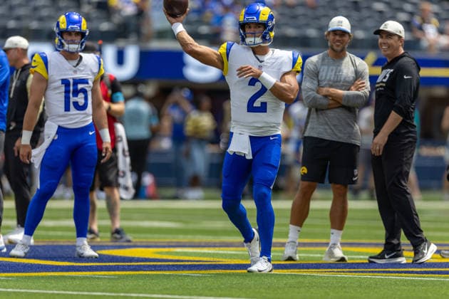 INGLEWOOD, CA - AUGUST 22: Matthew Caldwell 2 of the Los Angeles Rams warms up while Matthew Stafford 9 and Ty Simpson 15 look on prior to an NFL, American Football Herren, USA preseason game between the New Orleans Saints and the Los Angeles Rams on August 22, 2026, at SoFi Stadium in Inglewood, California. (Photo by Greg Fiore Icon Sportswire) NFL: AUG 22 Saints at Rams EDITORIAL USE ONLY Icon2608220252