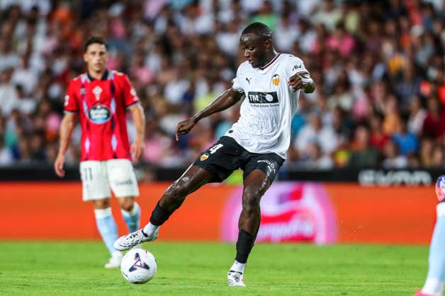August 22, 2026, Valencia, Valencia, SPAIN: Mouctar Diakhaby of Valencia CF in action during the Spanish league, LaLiga EA Sports, football match played between Valencia CF and RC Celta de Vigo at Mestalla stadium on August 22, 2026, in Valencia, Spain. Valencia SPAIN - ZUMAa181 20260822_zaa_a181_226 Copyright: xIvanxTerronx