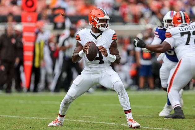 CLEVELAND, OH - AUGUST 22: Cleveland Browns quarterback Deshaun Watson (4) looks to pass during the third quarter of the National Football League preseason game between the Buffalo Bills and Cleveland Browns on August 22, 2026, at Huntington Bank Field in Cleveland, OH. (Photo by Frank Jansky Icon Sportswire) NFL, American Football Herren, USA AUG 22 Bills at Browns EDITORIAL USE ONLY Icon260822024