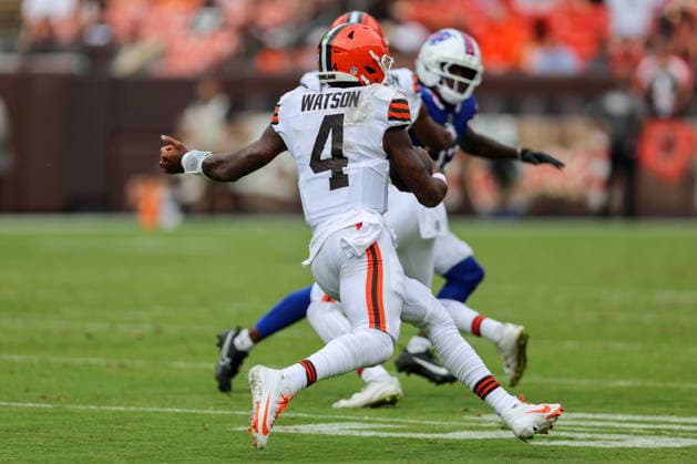CLEVELAND, OH - AUGUST 22: Cleveland Browns quarterback Deshaun Watson (4) runs the football during the third quarter of the National Football League preseason game between the Buffalo Bills and Cleveland Browns on August 22, 2026, at Huntington Bank Field in Cleveland, OH. (Photo by Frank Jansky Icon Sportswire) NFL, American Football Herren, USA AUG 22 Bills at Browns EDITORIAL USE ONLY Icon260822025