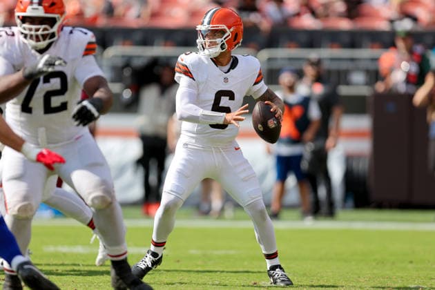 CLEVELAND, OH - AUGUST 22: Cleveland Browns quarterback Dillon Gabriel (6) looks to pass during the fourth quarter of the National Football League preseason game between the Buffalo Bills and Cleveland Browns on August 22, 2026, at Huntington Bank Field in Cleveland, OH. (Photo by Frank Jansky Icon Sportswire) NFL, American Football Herren, USA AUG 22 Bills at Browns EDITORIAL USE ONLY Icon260822037