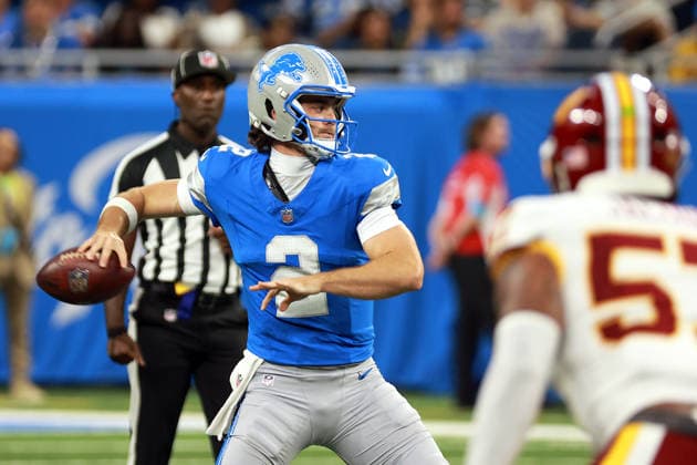 Washington Commanders vs Detroit Lions DETROIT,MICHIGAN-AUGUST 22: Detroit Lions quarterback Luke Altmyer (2) goes to pass the ball during the second half of an NFL, American Football Herren, USA preseason football game between the Washington Commanders and the Detroit Lions in Detroit, Michigan USA, on Saturday, August 22, 2026 Detroit Michigan United States  Copyright: xAmyxLemusx originalFilename:lemus-washingt260822_npHfZ.jpg