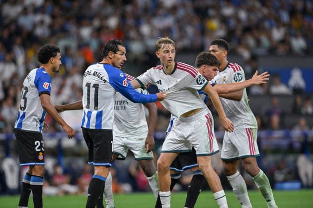 RCD ESPANYOL v REAL MADRID RCDE STADIUM BARCELONA. Aug 22, 2026 RCD ESPANYOL vs ATHLETIC CLUB DE BILBAO Aug 22,2026 Pere Milla (11) of RCD Espanyol vies with Huijsen (4) of Real Madrid during the match between RCD Espanyol and Real Madrid corresponding to the second day of La Liga EA Sports at RCDE Stadium in Barcelona, Spain. Cornella El Prat ESP Copyright: xS.xRosx